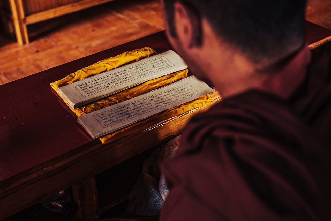 The Power of Mantras in Meditation: Harnessing Positive Energy