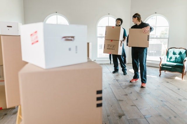 Moving in a Rush? 5 Steps to Help You Pack Up Fast