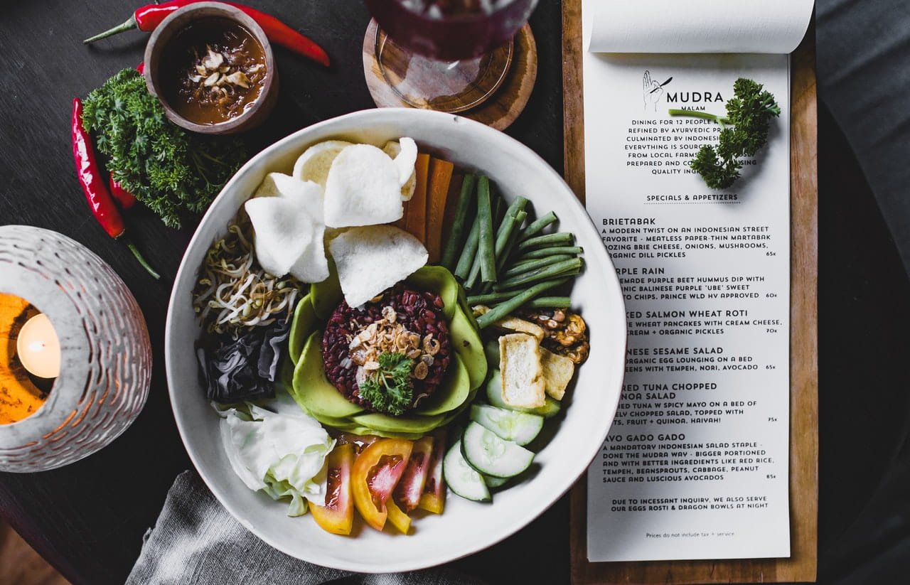 Pick the Perfect Salad Bowl