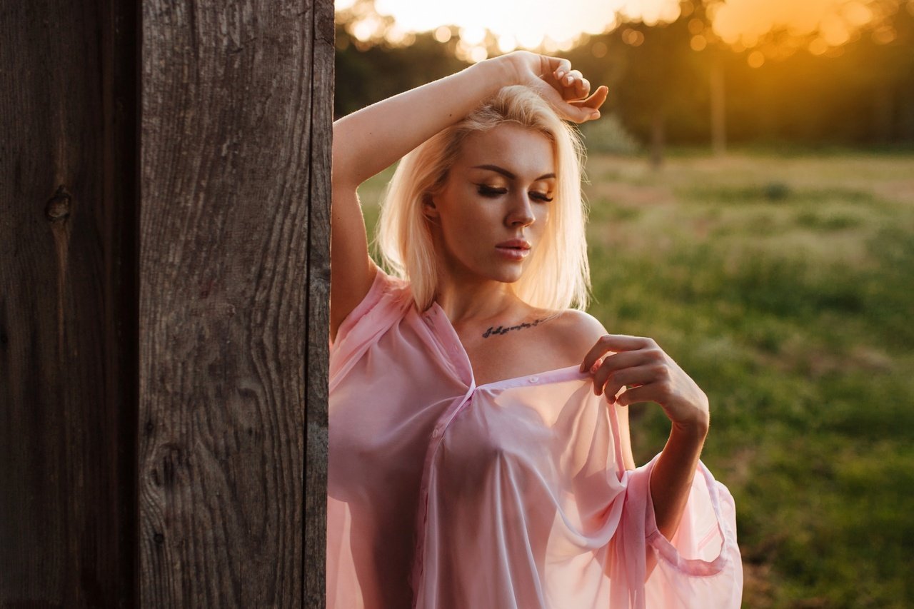 Quick Fixes for Everyday Wardrobe Malfunctions